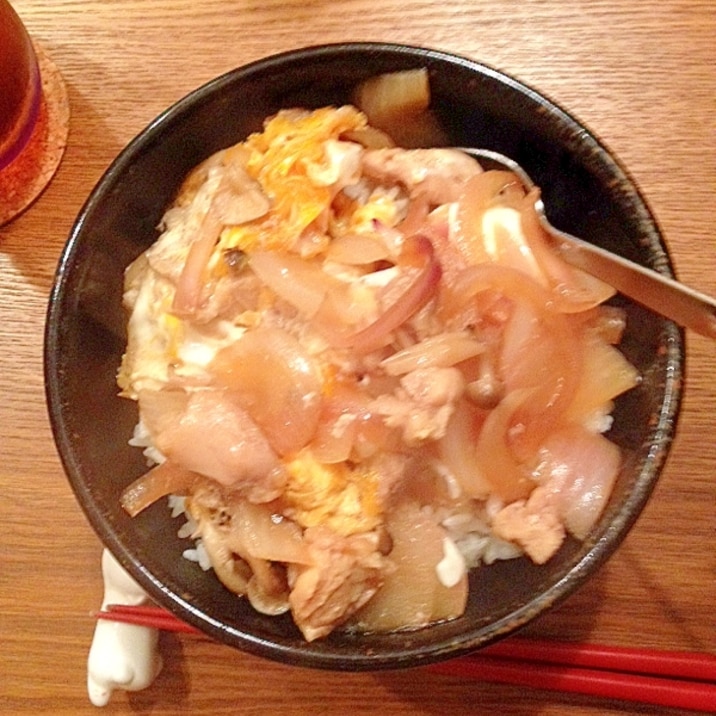 紫玉ねぎとしめじ入りの親子丼